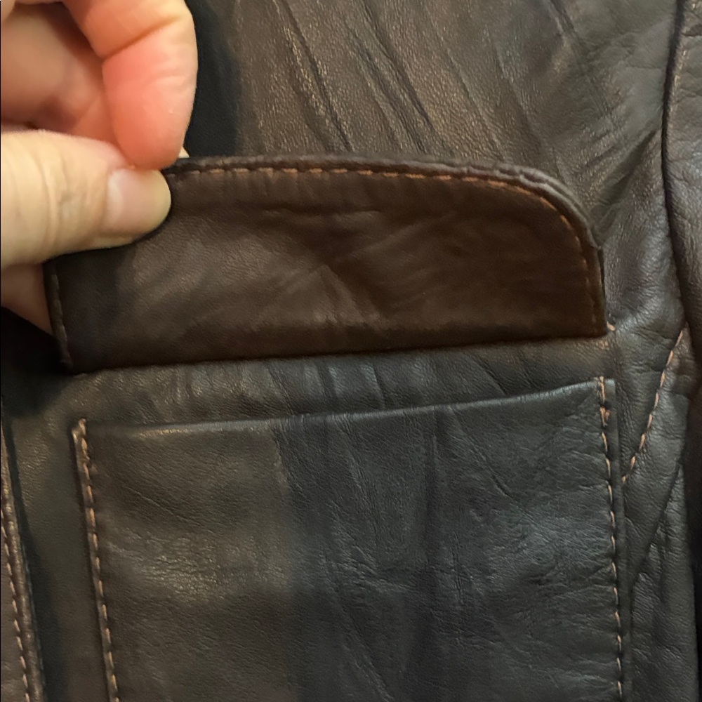 Danier Women's Rich Brown Leather Jacket with Chunky Button Detail - Picture 8 of 16